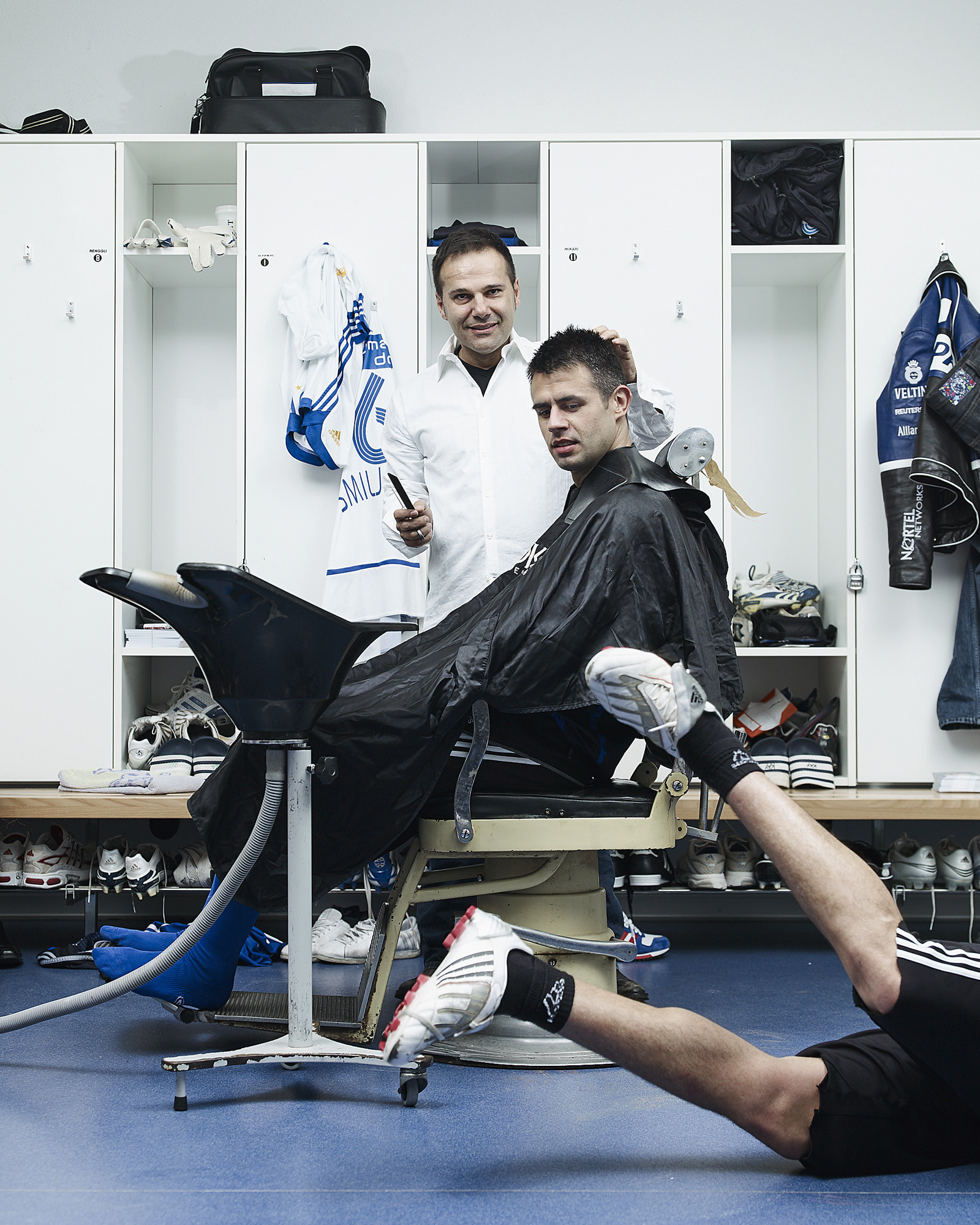 Gianni Tomasulo, Fliegender Coiffeur