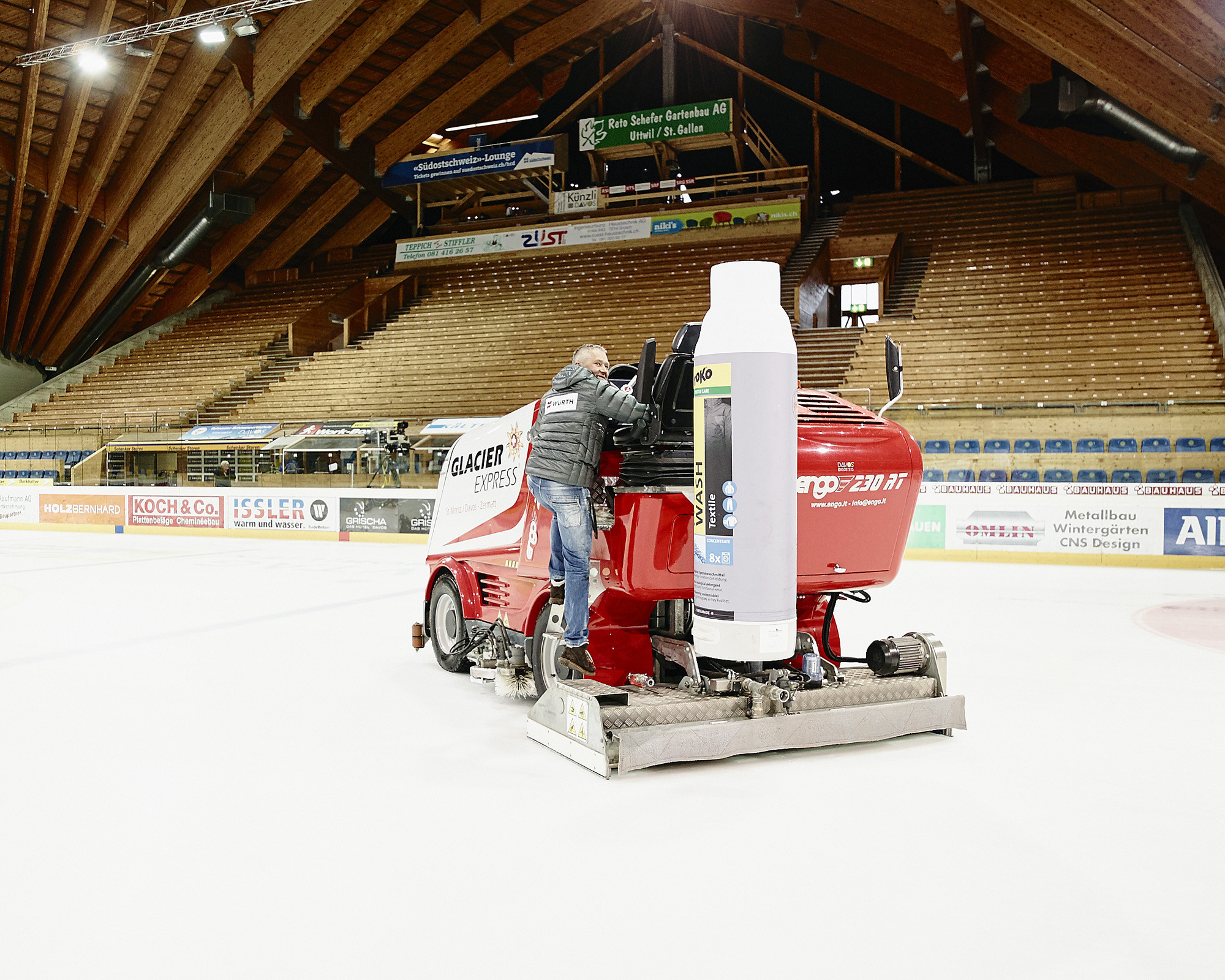 Markus Caviezel, Eismeister