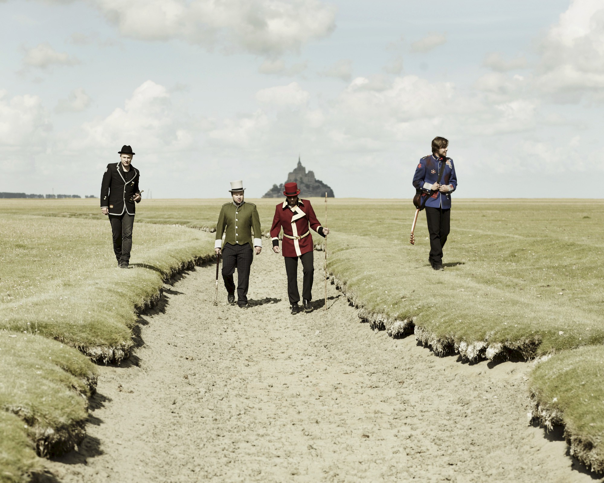 77 Bombay Street, Oko Town