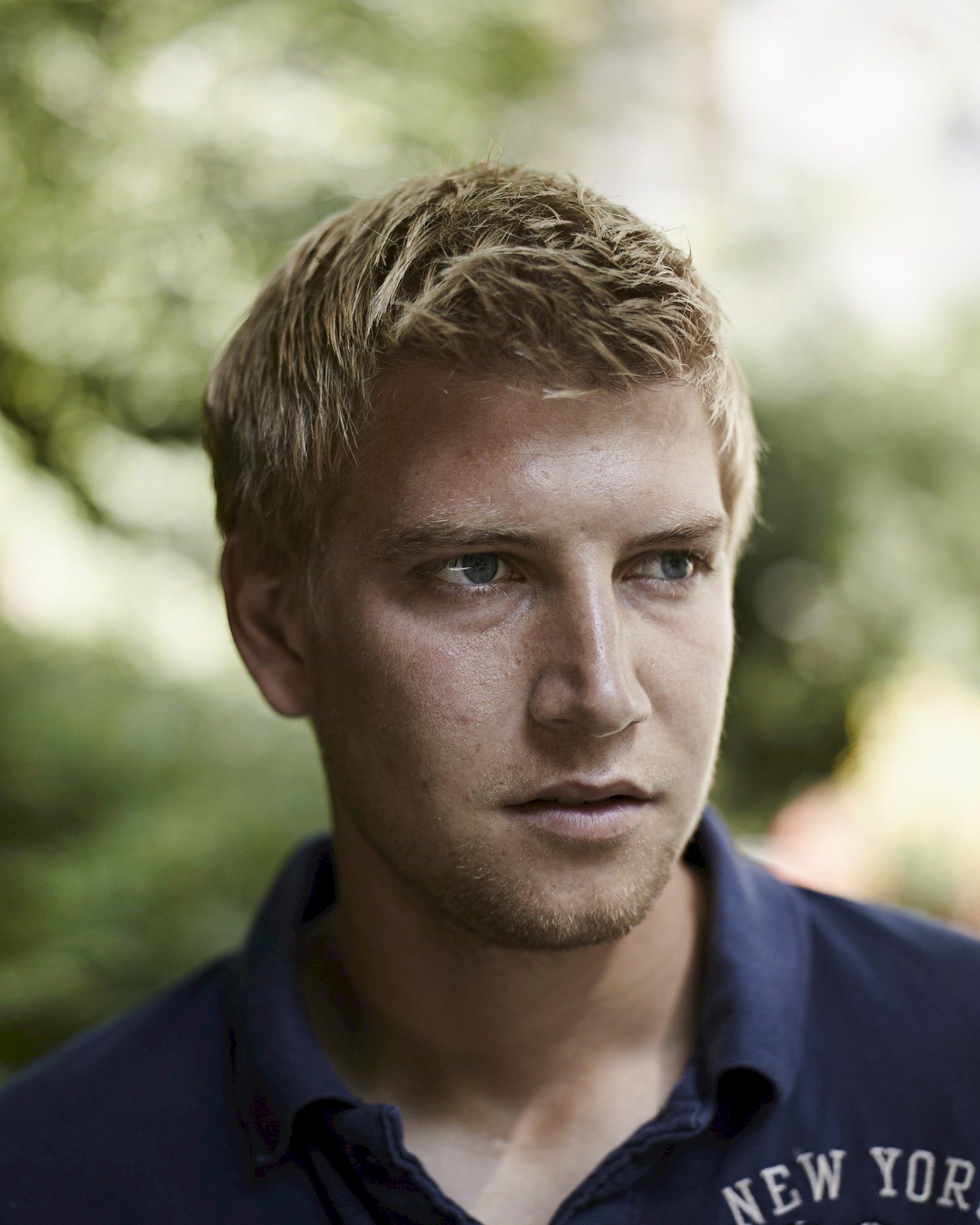 Florian Stahel, Fussballer