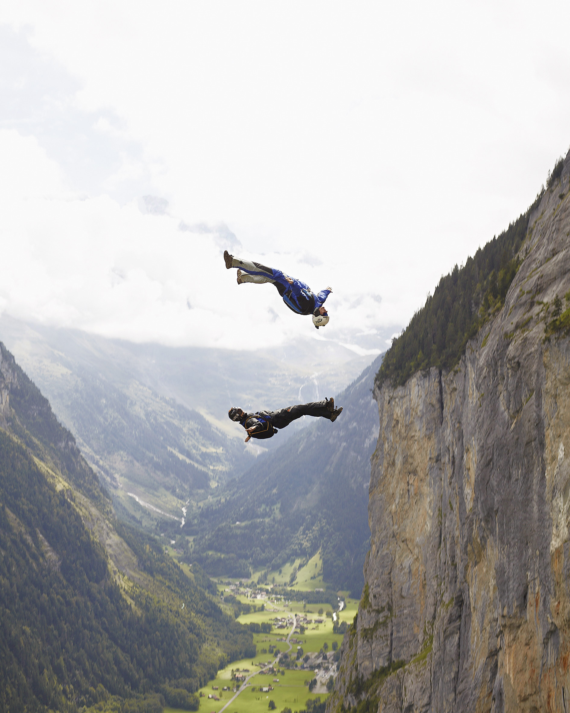 Basejumper in Lauterbrunnen BE