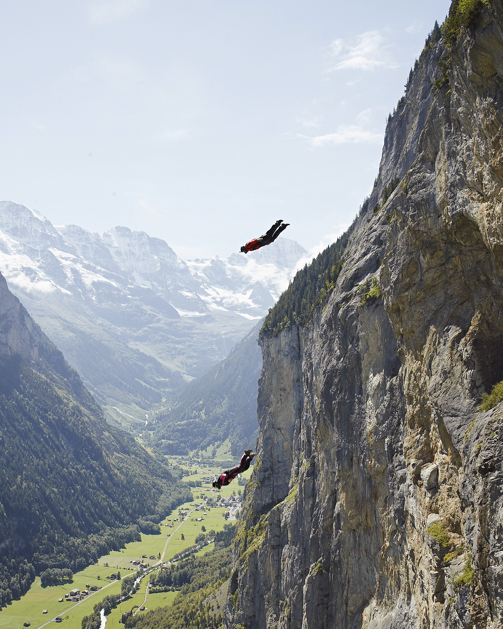 Basejumper in Lauterbrunnen BE