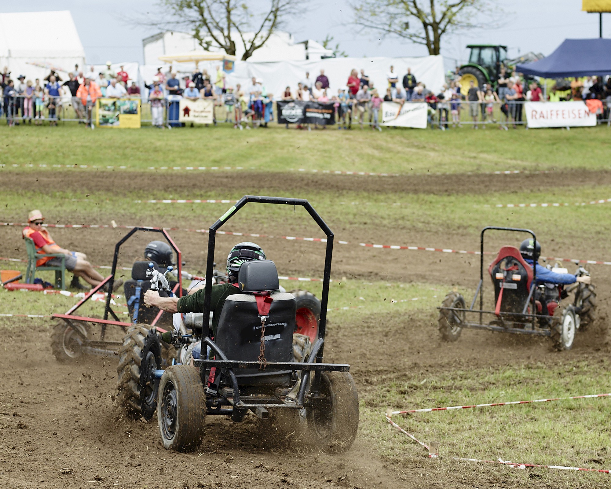 Einachserrennen in Neuheim, Geschäftsbericht 2015 der Zuger Kantonalbank