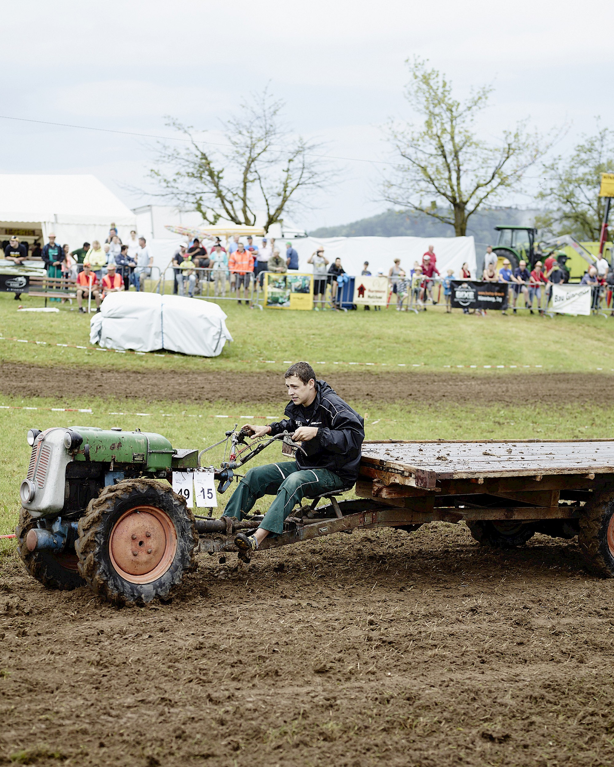 Einachserrennen in Neuheim, Geschäftsbericht 2015 der Zuger Kantonalbank