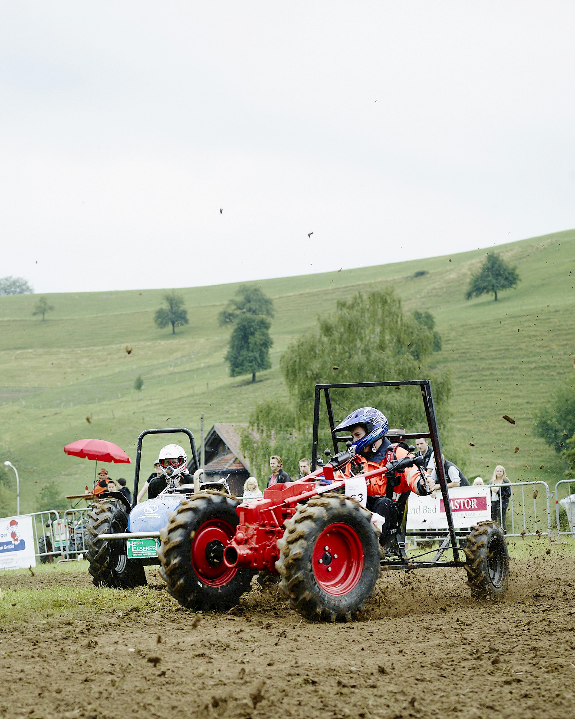 Einachserrennen in Neuheim, Geschäftsbericht 2015 der Zuger Kantonalbank